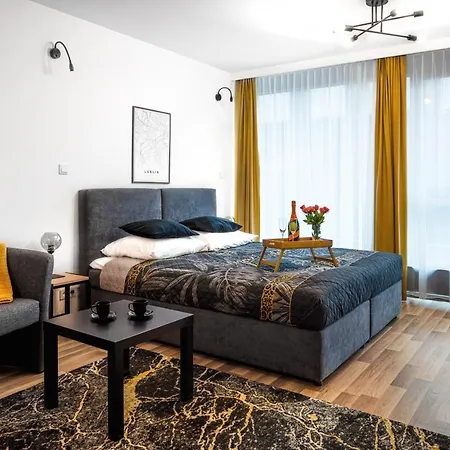 Easy Rent - Silver 8 * Lublin