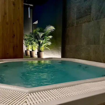 Easy Rent - Silver 8, Basen & Spa, Centrum Free Parking 24h Check-in