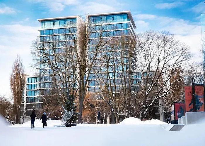 Apartment Easy Rent - Silver 8, Basen & Spa, Centrum Free Parking 24h Check-in *