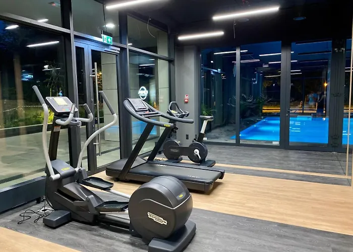 Easy Rent - Silver 8, Basen & Spa, Centrum Free Parking 24h Check-in * Люблин